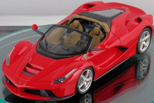 ferrari la 1.jpg, 50 KB