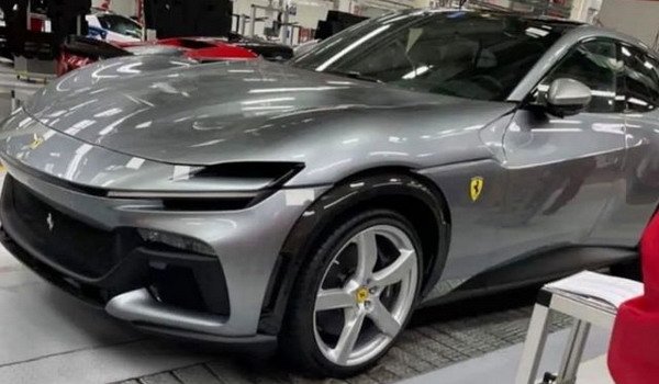 ferrari purosangue 34.jpg, 56 KB