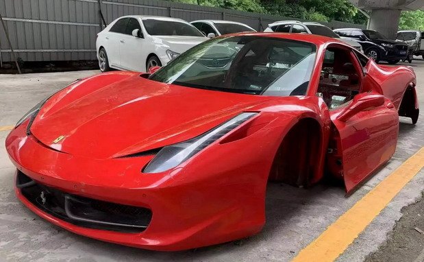 ferrari skoljka 11.jpg, 78 KB