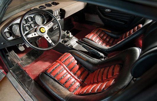 ferrari-365-04.jpg, 80 KB