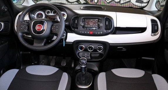 fiat 500l cng 111.jpg, 50 KB