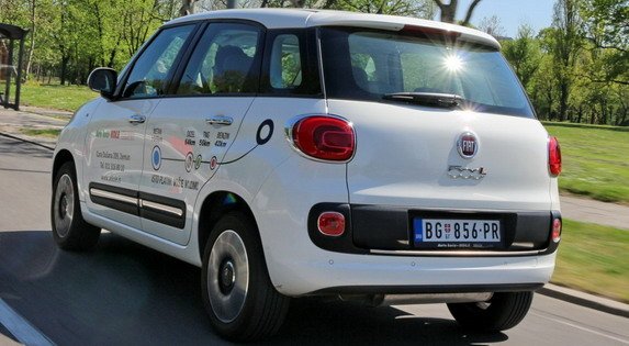 fiat 500l cng 1111.jpg, 60 KB