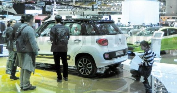 fiat 500l kinezi 11.jpg, 63 KB