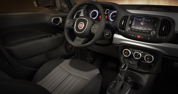fiat 500l urbana trekking 11.jpg, 39 KB