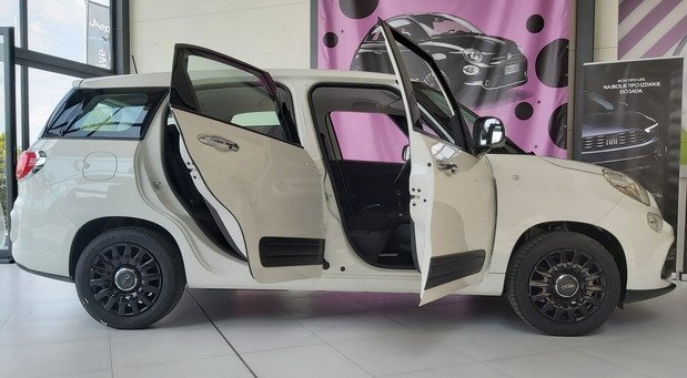 fiat 500l wagon.jpg, 60 KB