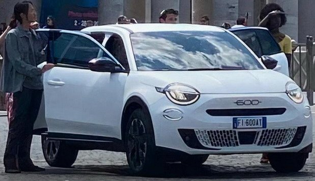 fiat 600 34111.jpg, 64 KB