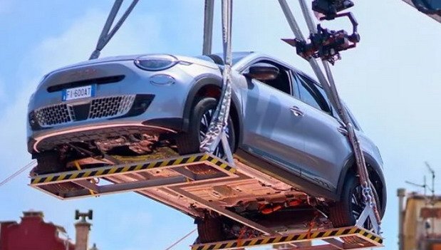 fiat 600 877.jpg, 64 KB