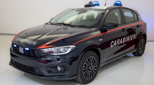 fiat tipo caabinieri.jpg, 54 KB