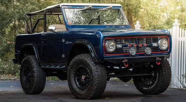 ford button 1.jpg, 85 KB