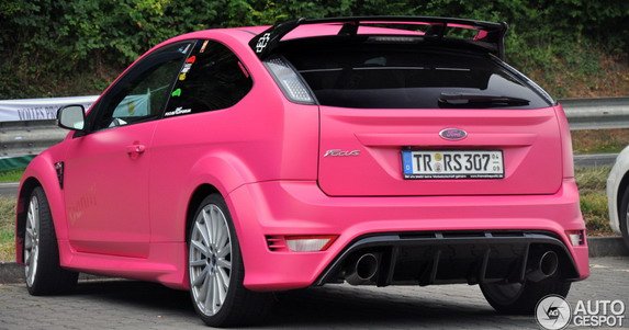 ford focus pink 1.jpg, 57 KB