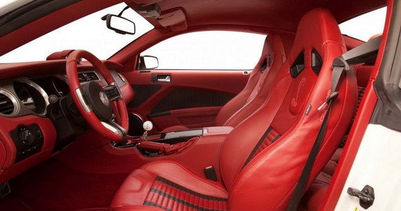 ford mustang 4.jpg, 52 KB