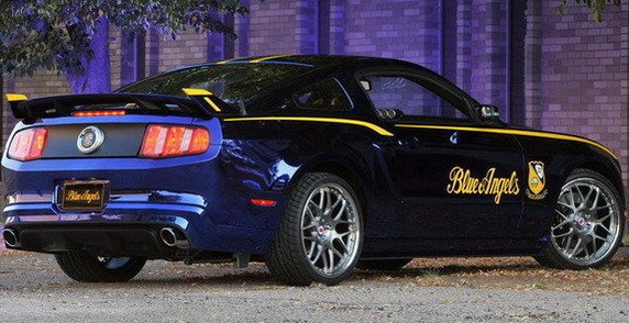 ford mustang blue 11.jpg, 72 KB
