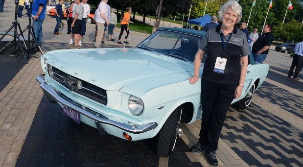 ford mustang first.jpg, 86 KB