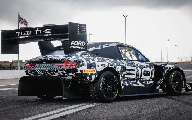 ford super mustang 111.jpg, 74 KB