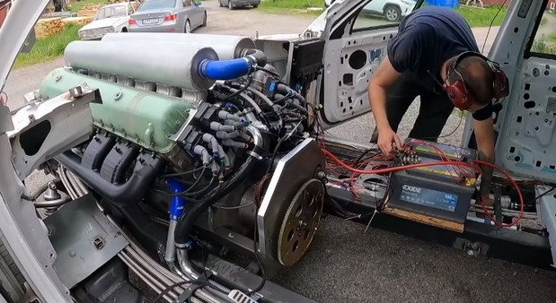 ford v12 11.jpg, 87 KB