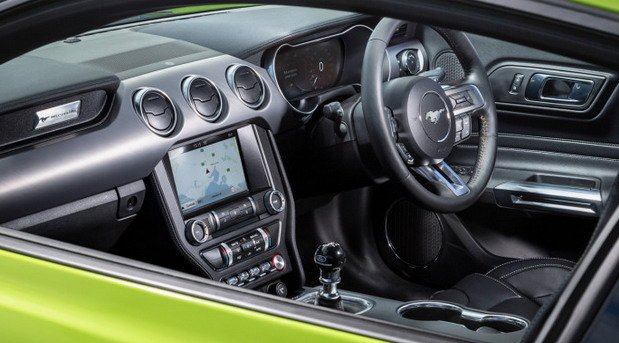 ford-mustang 5.jpg, 66 KB