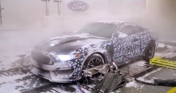 ford-mustang-na-surovom-zimskom-testu.jpg, 46 KB