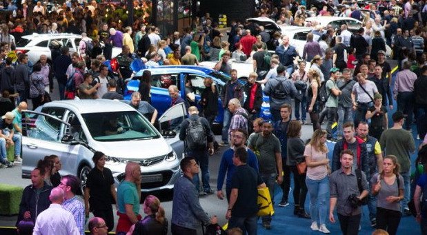 frankfurt 2017.jpg, 100 KB