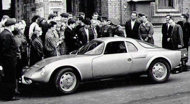 gagarin-matra.jpg, 79 KB