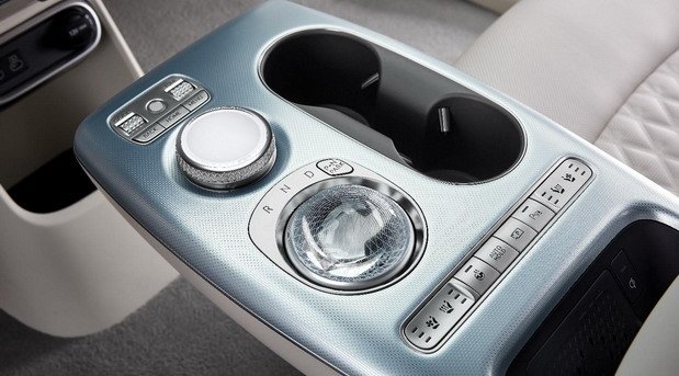 genesis gv60 56666.jpg, 64 KB