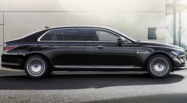 genesis-g90 1.jpg, 67 KB
