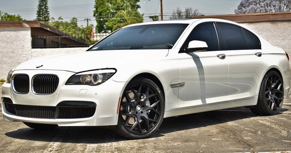 giovanna bmw 7 1.jpg, 66 KB