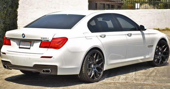 giovannas bmw 7 11.jpg, 61 KB