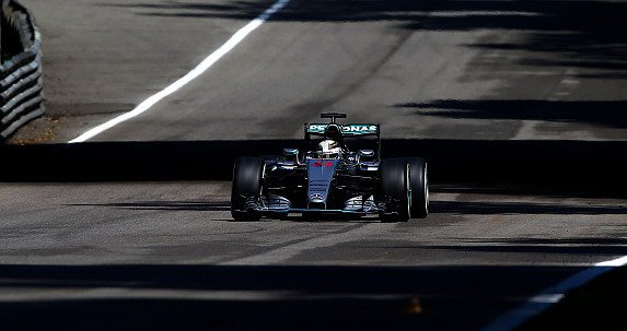 hamilton 2015.jpg, 50 KB
