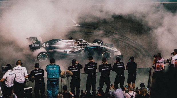 hamilton f1 abu dhabi.jpg, 61 KB
