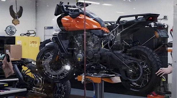 harley-davidson-pan-america.jpg, 61 KB