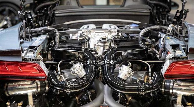 hennessey r8 1111.jpg, 90 KB