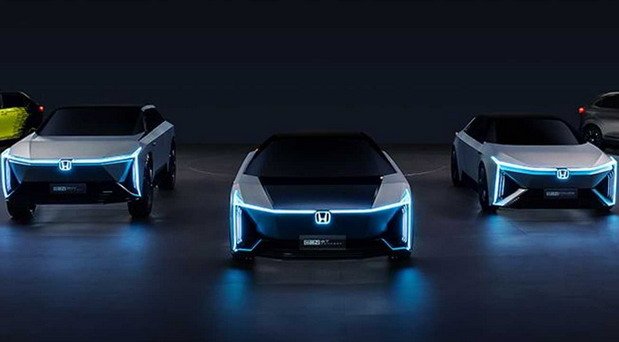 honda e concept 11.jpg, 34 KB