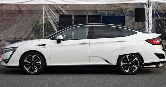 honda fcv 211.jpg, 60 KB