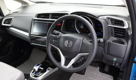 honda fit 70111.jpg, 48 KB