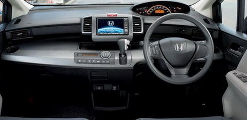 honda freed 111.jpg, 34 KB