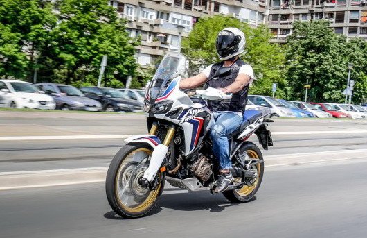 honda-africa-twin.jpg, 80 KB