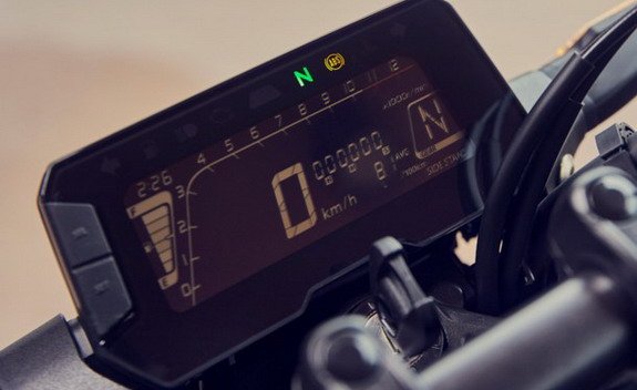 honda-cb250r-3.jpg, 41 KB