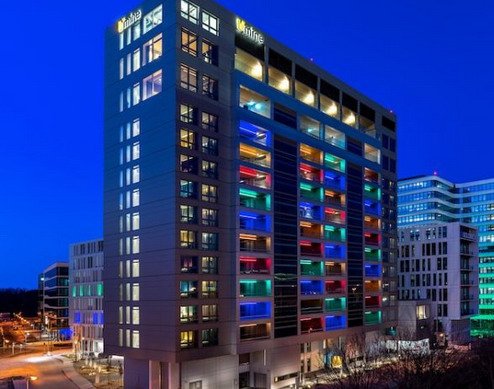 hotel auto 11.jpg, 63 KB