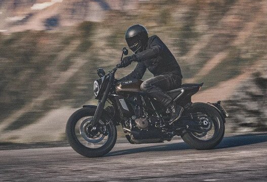 husqvarna 701 1.jpg, 61 KB