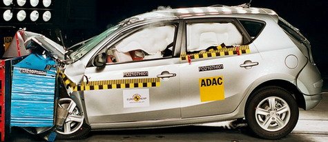 hyundai i30 crash test.jpg, 42 KB