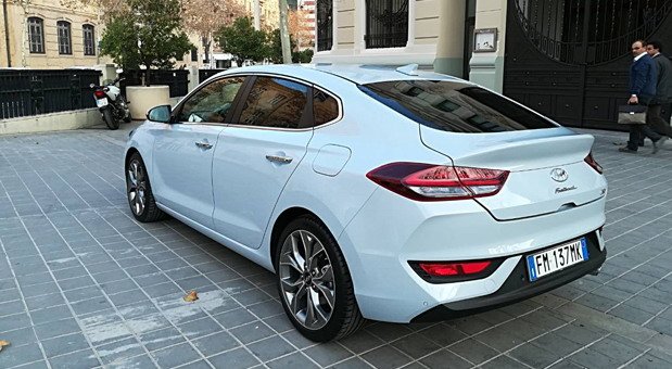 hyundai i30 fb.jpg, 81 KB