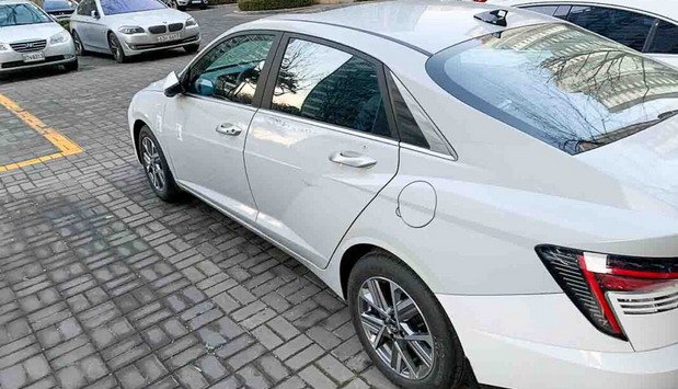 hyundai v 222.jpg, 84 KB