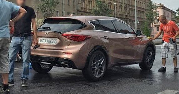 infiniti q30 2.jpg, 59 KB