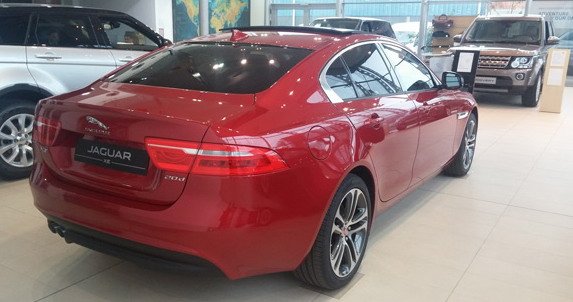 jaguar xe 211.jpg, 51 KB