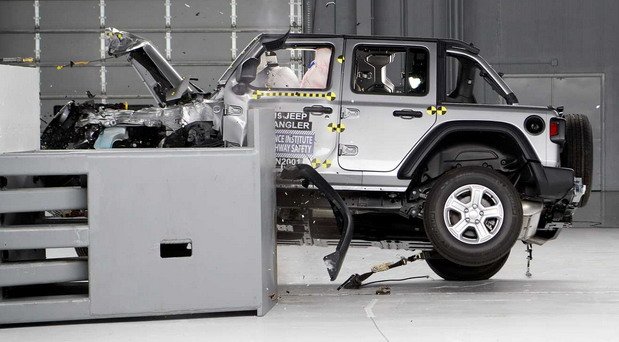 jeep crash.jpg, 62 KB