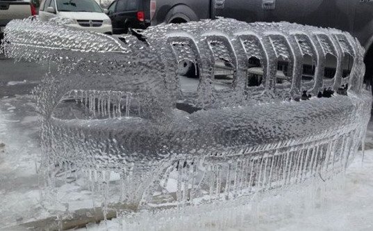 jeep skulptura.jpg, 67 KB