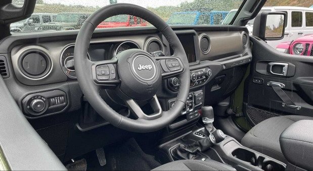jeep w 444.jpg, 71 KB