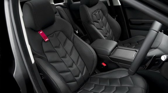 kahn Evoque 2.0 TD4 SE Tech 5DR Ground Effect Edition-5.jpg, 48 KB