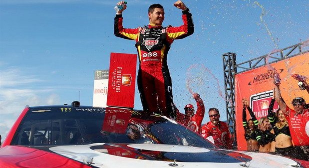 kajl larson.jpg, 81 KB