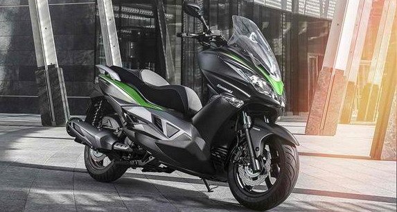 kawasaki-j300.jpg, 70 KB